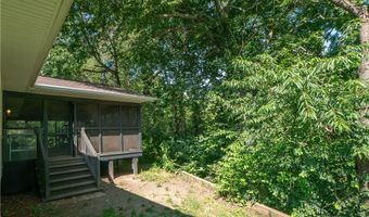 374 Woodlawn Reserve Rd, Akron, OH 44305