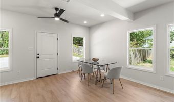 1104 Berkeley St, College Station, TX 77840