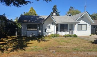 430 PINE St, Brookings, OR 97415