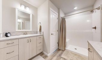 228 E 4th St, Berthoud, CO 80513