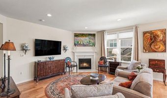567 Ivyland St, Ann Arbor, MI 48108