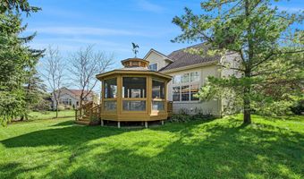 5974 Versailles Ave E, Ann Arbor, MI 48103