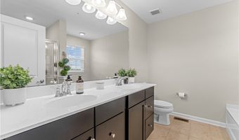2804 Pointe View Dr, Adams Twp., PA 16046