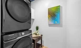70 Hoku Puhipaka St, Kahului, HI 96732