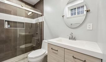 5001 W CEDAR Ln, Bethesda, MD 20814