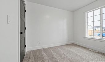 3673 Eugene Ave, Ammon, ID 83406