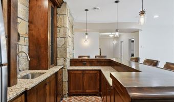 132 Interlachen Rd, Hopkins, MN 55343