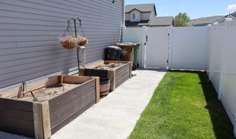 1712 Brynwood Ave, Chubbuck, ID 83202