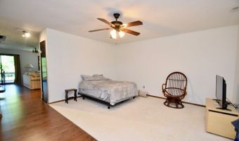 1 Red Lodge Dr 5, Alloway, NJ 07462