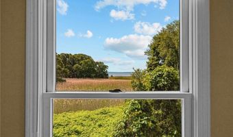 146 Alfred Drown Rd, Barrington, RI 02806