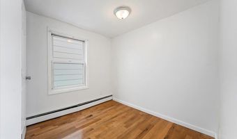 85 HOBART Ave, Bayonne, NJ 07002