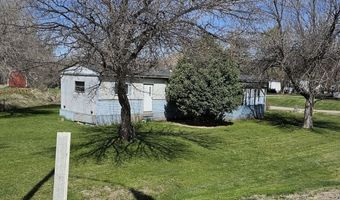 218 S. C Ave, Thermopolis, WY 82443