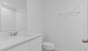 311 Emma St, Angleton, TX 77515