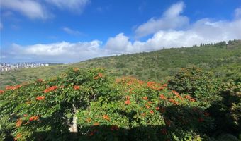 1886 St Louis Dr, Honolulu, HI 96816
