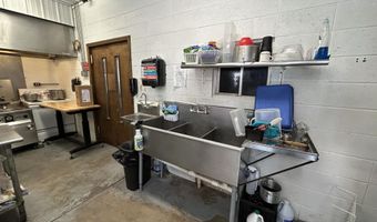 304 S Market St, Alton, MO 65606