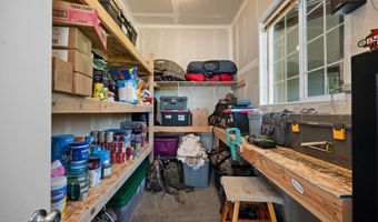 8436 E Snowy Ln, Athol, ID 83801