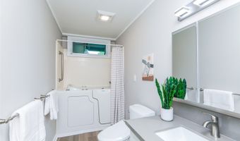 564 Uluhala St, Kailua, HI 96734
