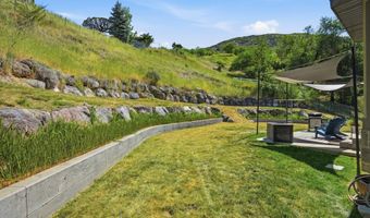 223 E 2050 N, Centerville, UT 84014