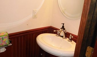 146 Bridle Rd, Billerica, MA 01821
