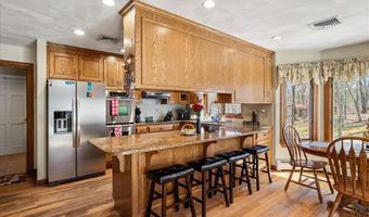 278 Tower Hill Rd, Cumberland, RI 02864