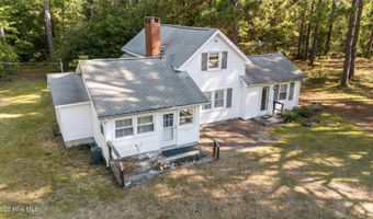 376 Foxfire Rd, Aberdeen, NC 28315