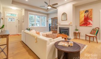 64 Creekside View Dr, Asheville, NC 28804