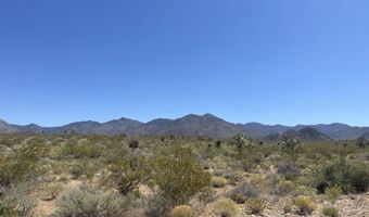 6 E Allison Dr, Yucca, AZ 86438