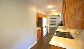10 Tennyson Ln, Bella Vista, AR 72714