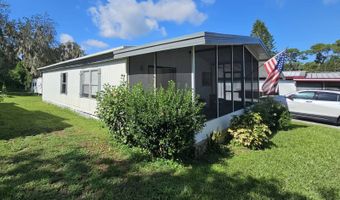 11 Lakeview Dr, Astatula, FL 34705