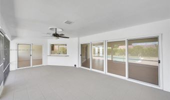 524 Muirfield Dr, Atlantis, FL 33462