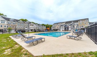 12428 SEA OAKS Ln 4, Berlin, MD 21811