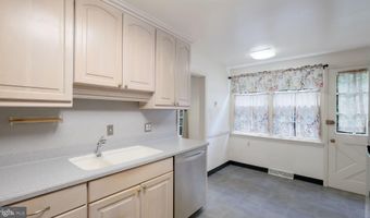 1810 HEMLOCK Cir, Abington, PA 19001