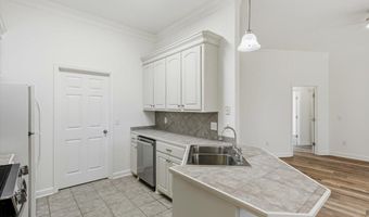 309 Greensboro Dr, Brandon, MS 39047