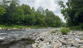 6 Maple Dr, Abbot, ME 04406