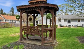 3211 Ridgewood Ave, Ashtabula, OH 44004