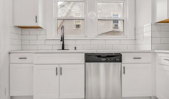 123 Harlem Ave, Bridgeport, CT 06606