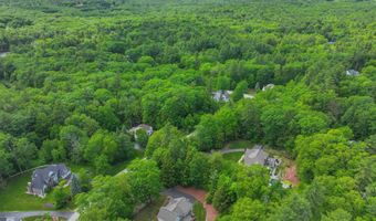 48 Essex Rd, Bedford, NH 03110
