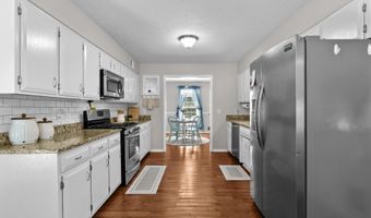 202 Edgewood Dr, Bardstown, KY 40004