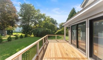 26 Westmoreland St, Narragansett, RI 02882