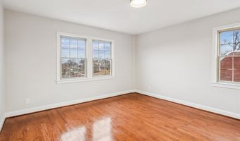 305 WHITTIER St NW 301, Washington, DC 20012