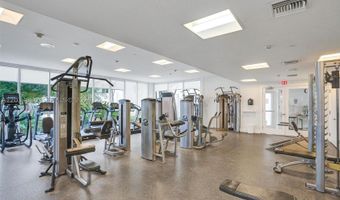 20281 E Country Club Dr 615, Aventura, FL 33180