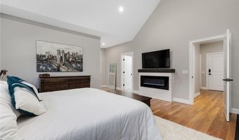 52 Pine Swamp Rd, Cumberland, RI 02864