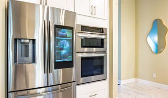 372 Foxboro Dr, Avon, IN 46123