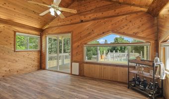 7033 Cerro Ct, Anderson, CA 96007