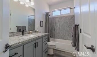 665 S Shelter Cove Dr, Big Water, UT 84741