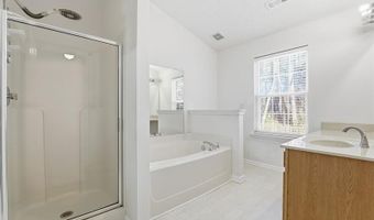 6214 Treeridge Dr, Acworth, GA 30101