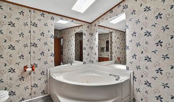 821 State Highway 161, Amsterdam, NY 12010