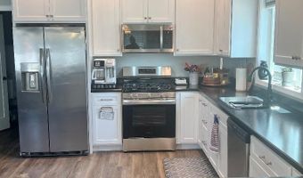 110 Meadow Ct, Argos, IN 46501