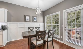 660 Elmwood Pt, Aurora, OH 44202