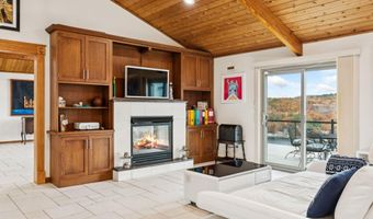 141 Lakewood Dr, Alton, NH 03810